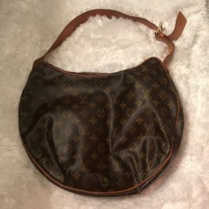 Louis Vuitton Large Monogram Croissant GM